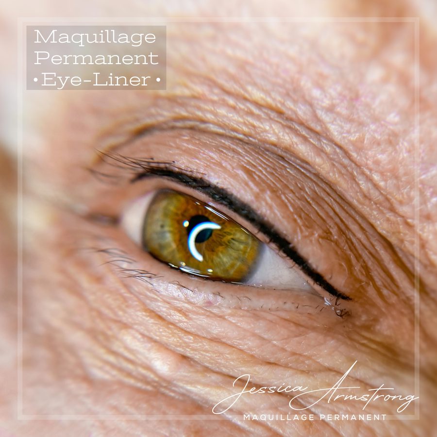 Résultat de maquillage permanent de l'eyeliner, trait fin