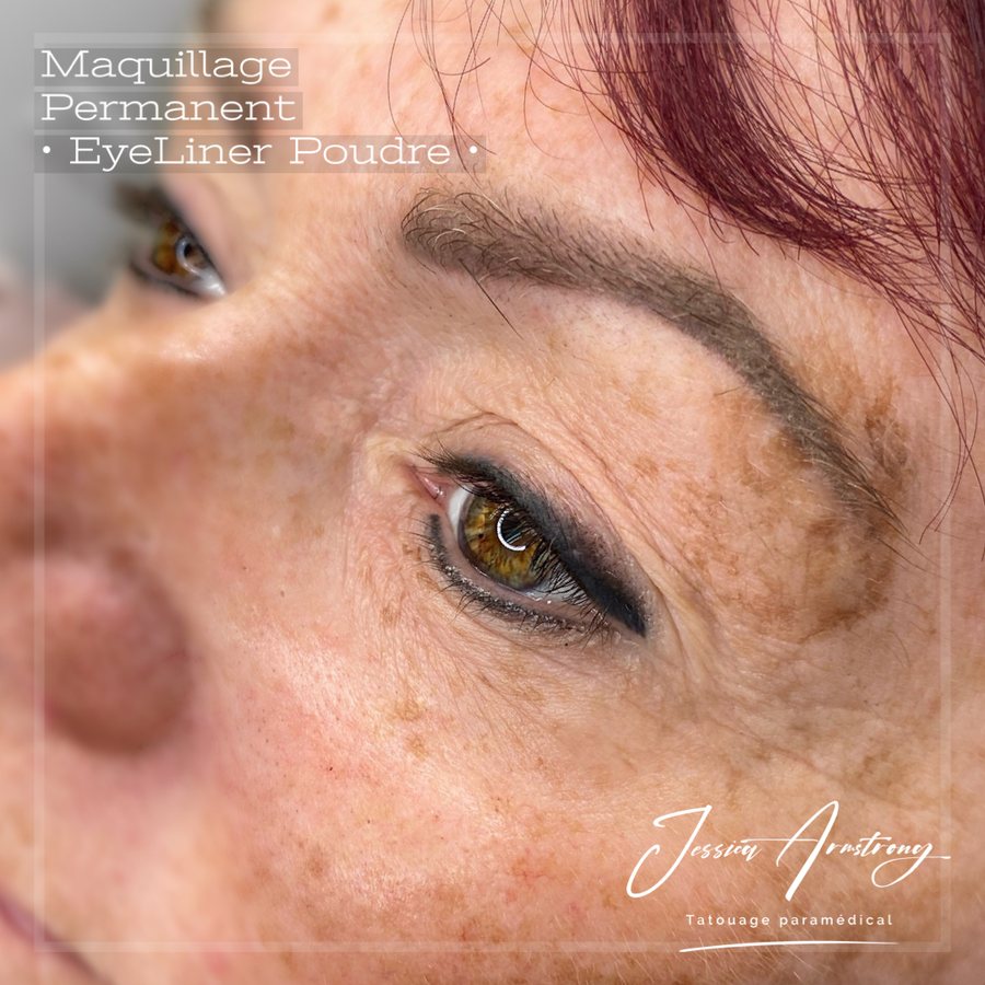 Résultat de maquillage permanent de l'eyeliner