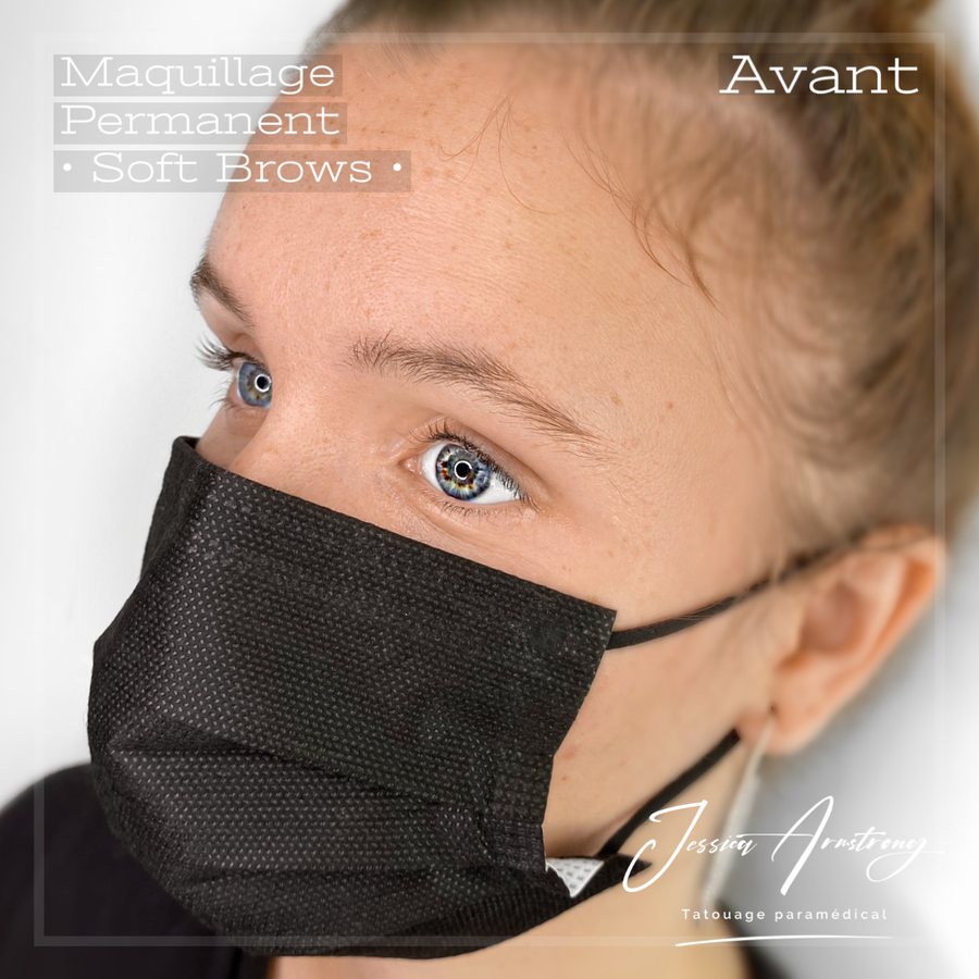 Avant maquillage permanent des sourcils, effet poudré