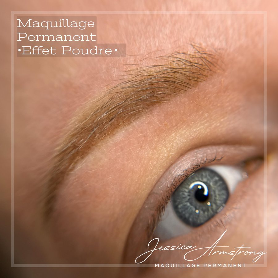 Résultat de maquillage permanent des sourcils, effet poudré