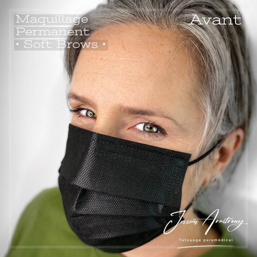 Avant maquillage permanent des sourcils, effet poudré