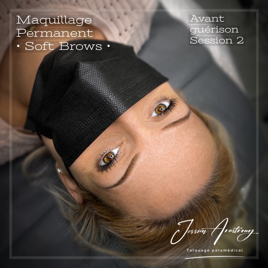 Résultat de maquillage permanent des sourcils, effet poudré